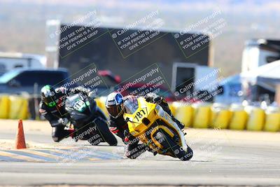 media/Feb-12-2022-SoCal Trackdays (Sat) [[3b21b94a56]]/Turn 2 (1045am)/